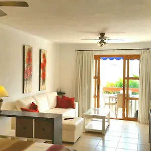 Apartment Lovely Cristianos Heated Pool, Santa Cruz de Tenerife